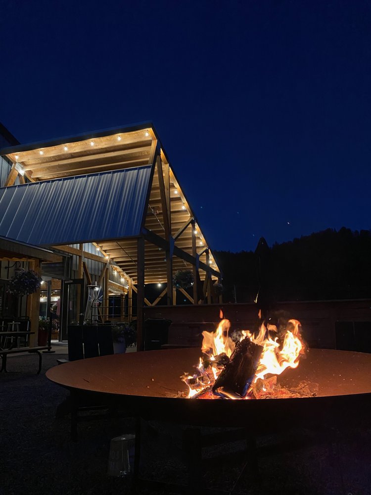 The Custer Beacon 351 Washington St, Custer, SD 57730