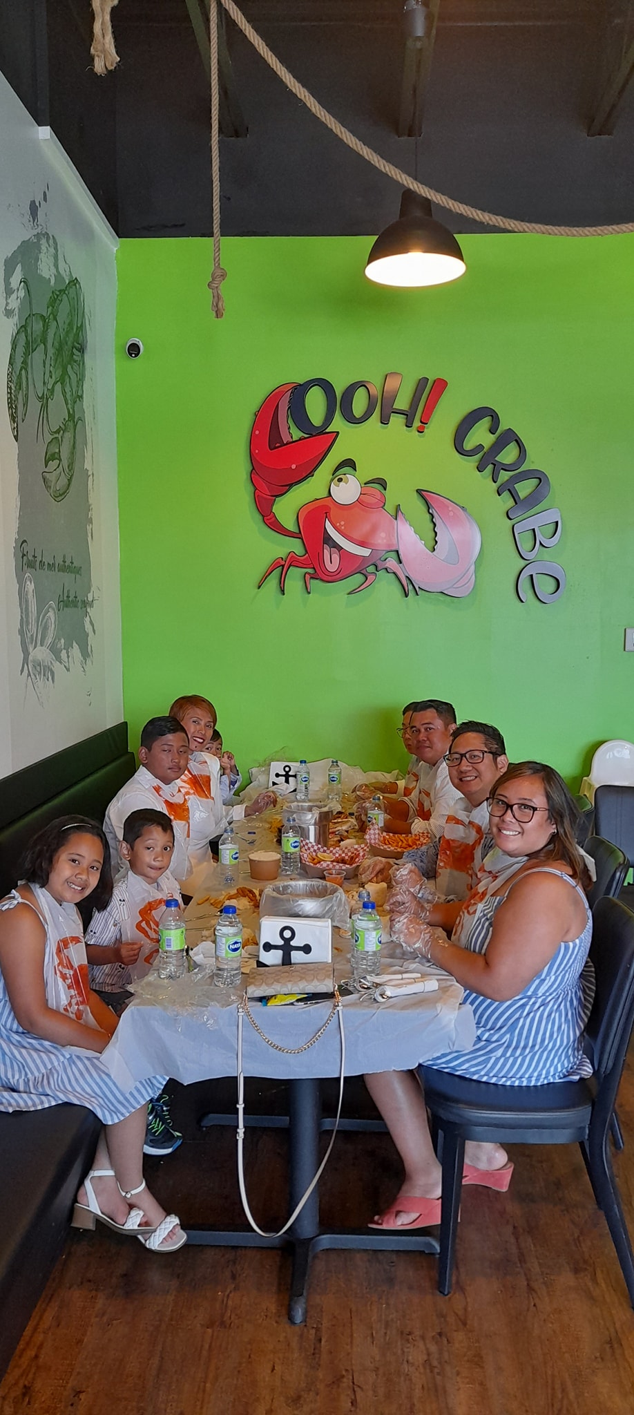 Ooh! Crabe 4820 Boul. Saint-Jean, Pierrefonds-Roxboro, QC H9H 4B2